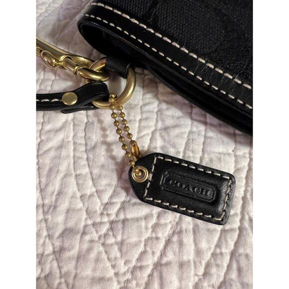 Coach Signature Black clutch - Picture 6 of 9